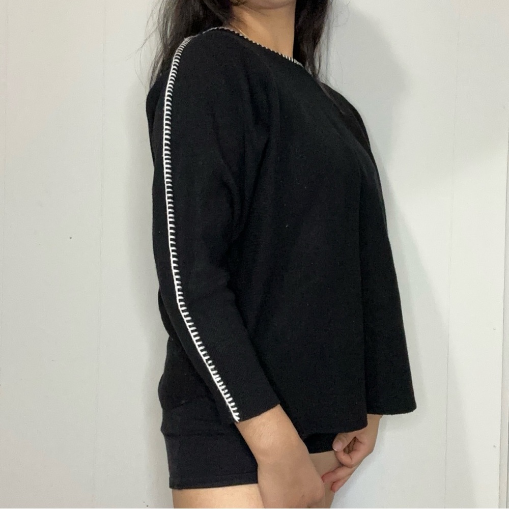 Vila Milano Women's‎ Black Sweater L White Stitch 3/4 Length Sleeve